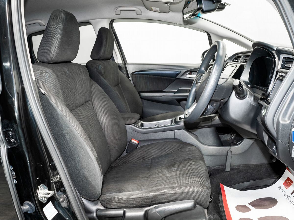 Honda Shuttle 2019 - фото автомобиля