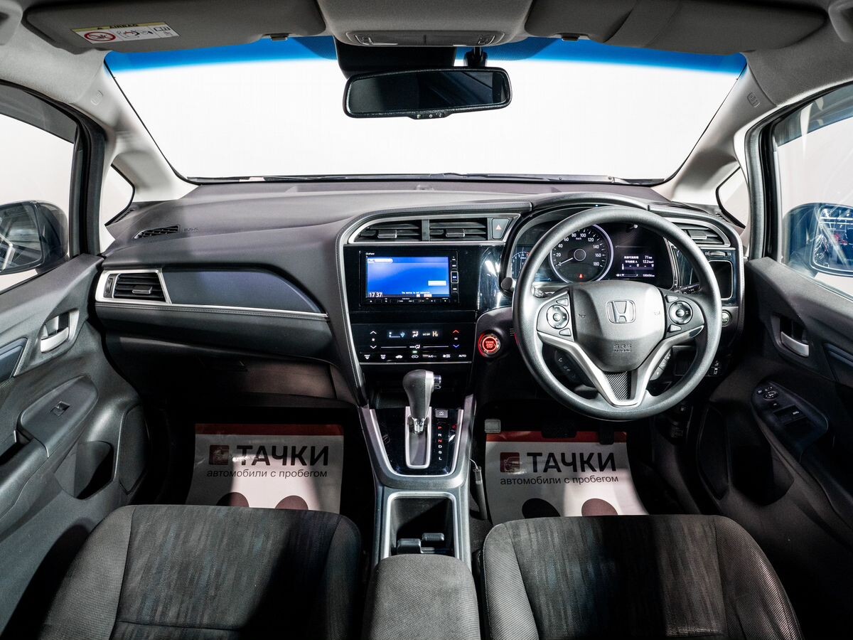Honda Shuttle 2019 - фото автомобиля