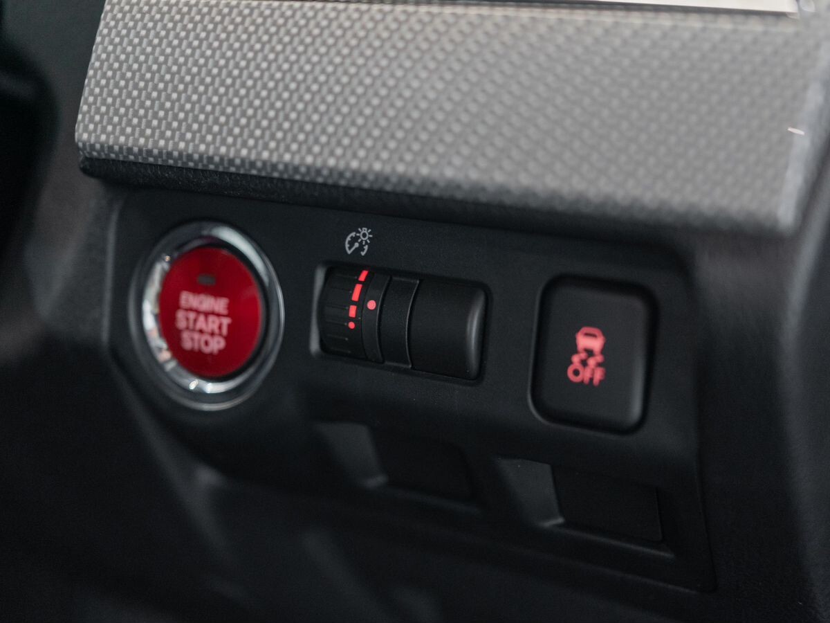 Subaru Levorg 2015 - фото автомобиля