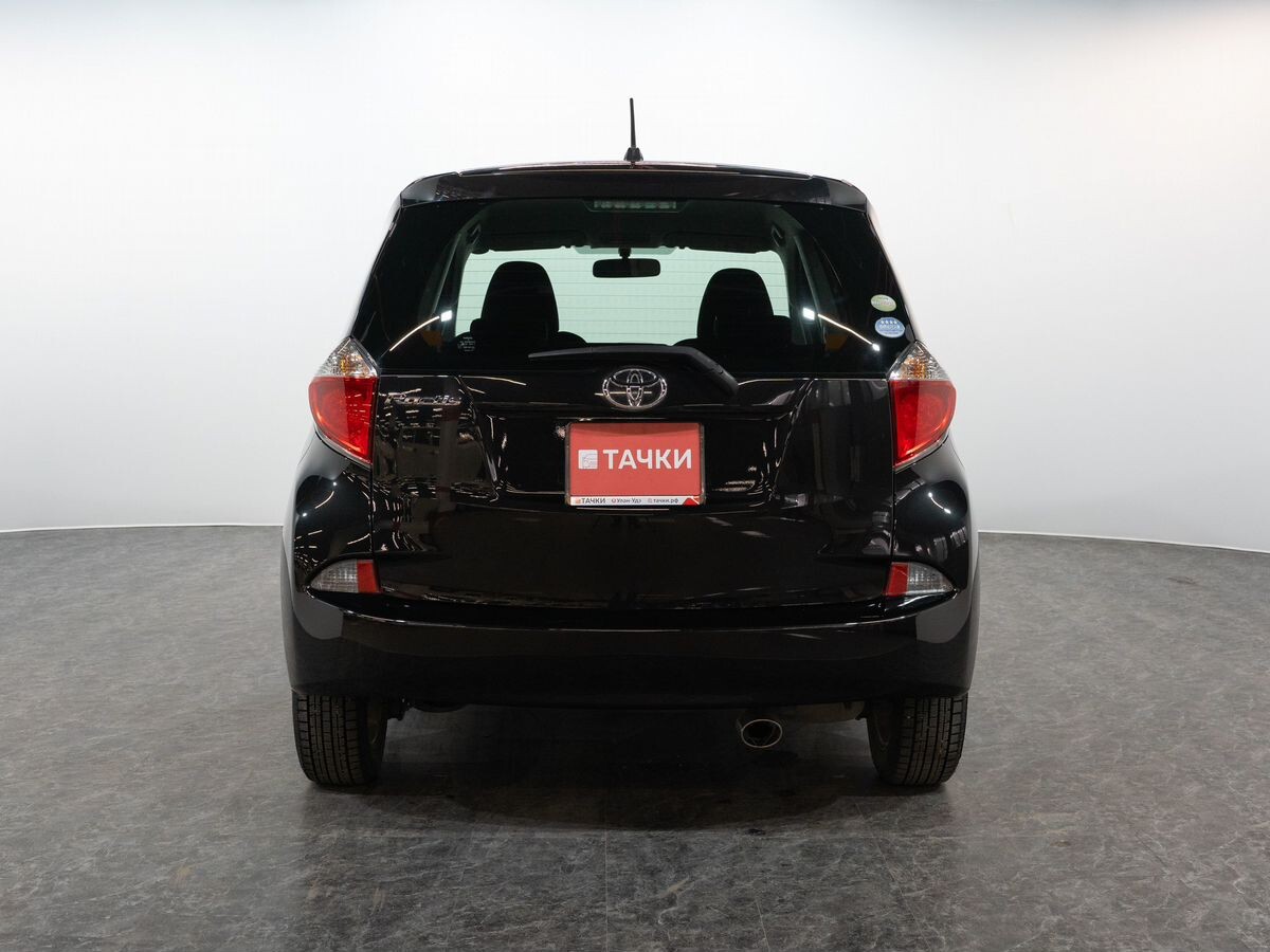 Toyota Ractis 2010 - фото автомобиля