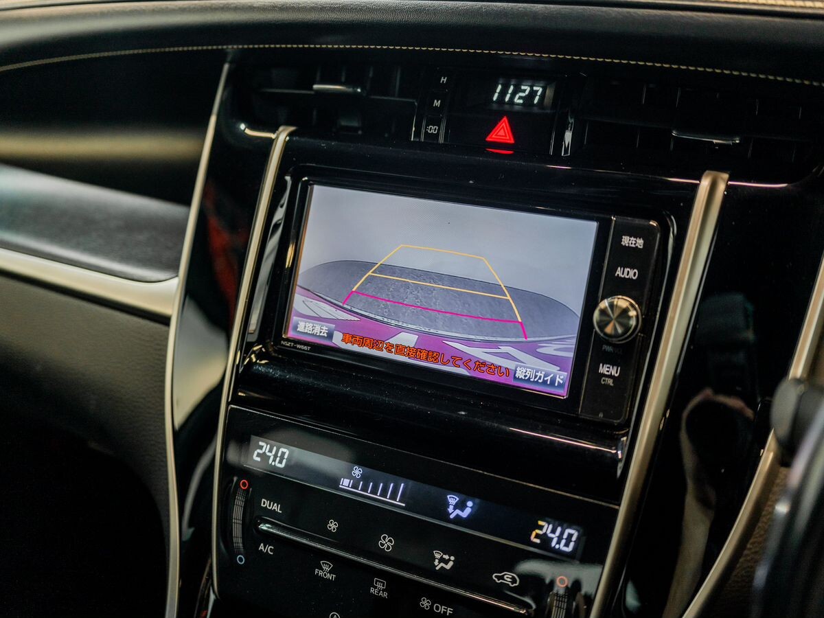 Toyota Harrier 2017 - фото автомобиля