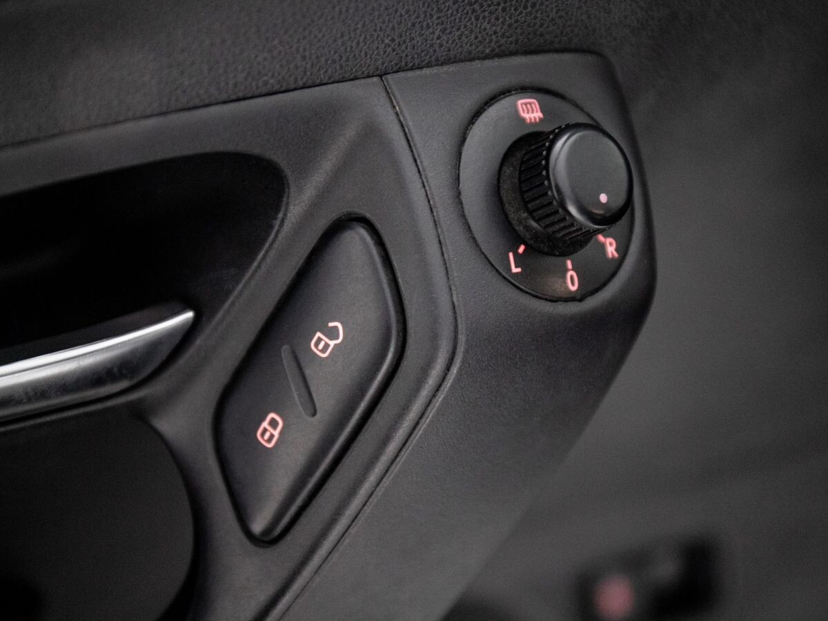 Volkswagen Polo 2013 - фото автомобиля