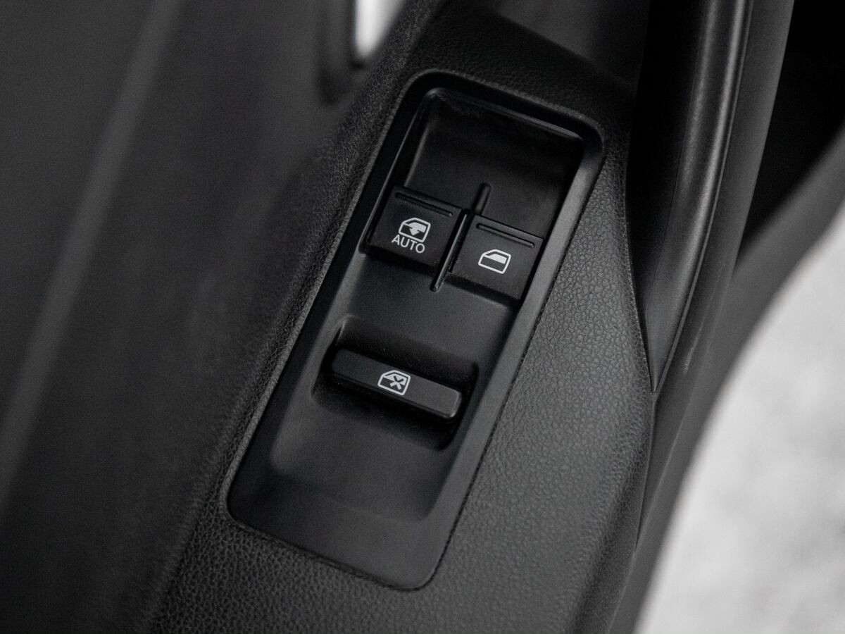 Volkswagen Polo 2013 - фото автомобиля