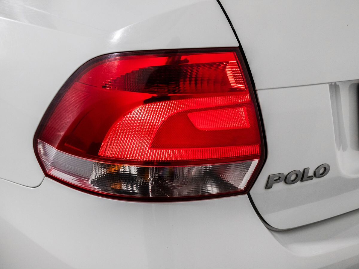 Volkswagen Polo 2013 - фото автомобиля