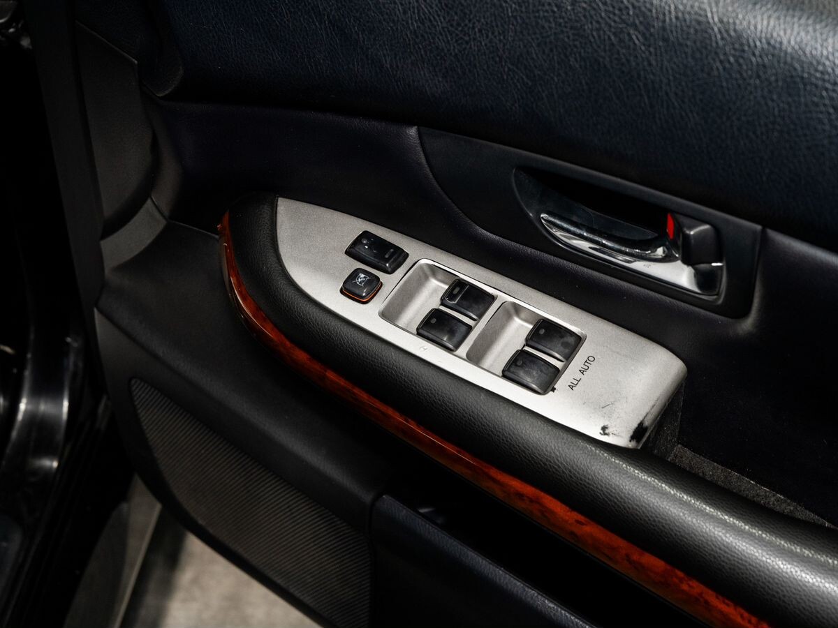 Toyota Harrier 2006 - фото автомобиля