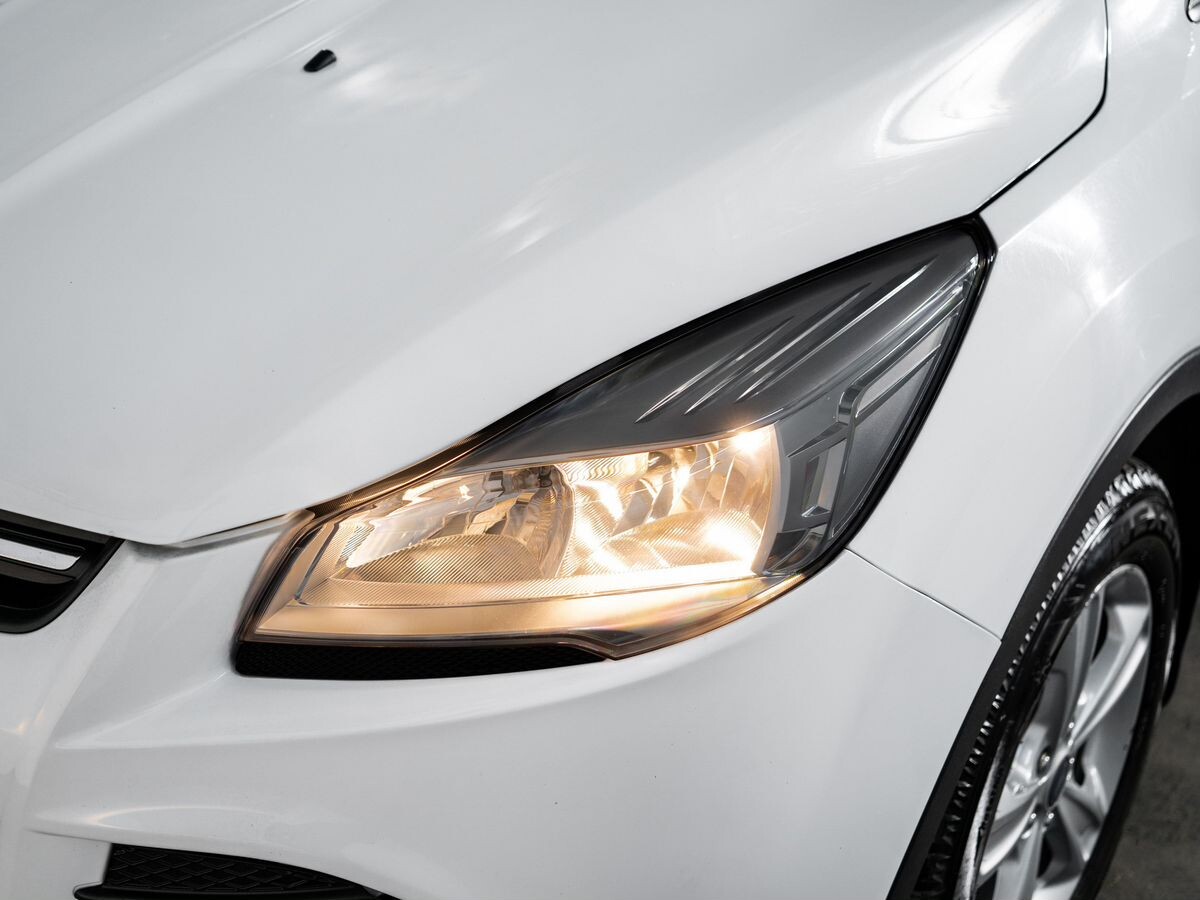 Ford Kuga 2013 - фото автомобиля