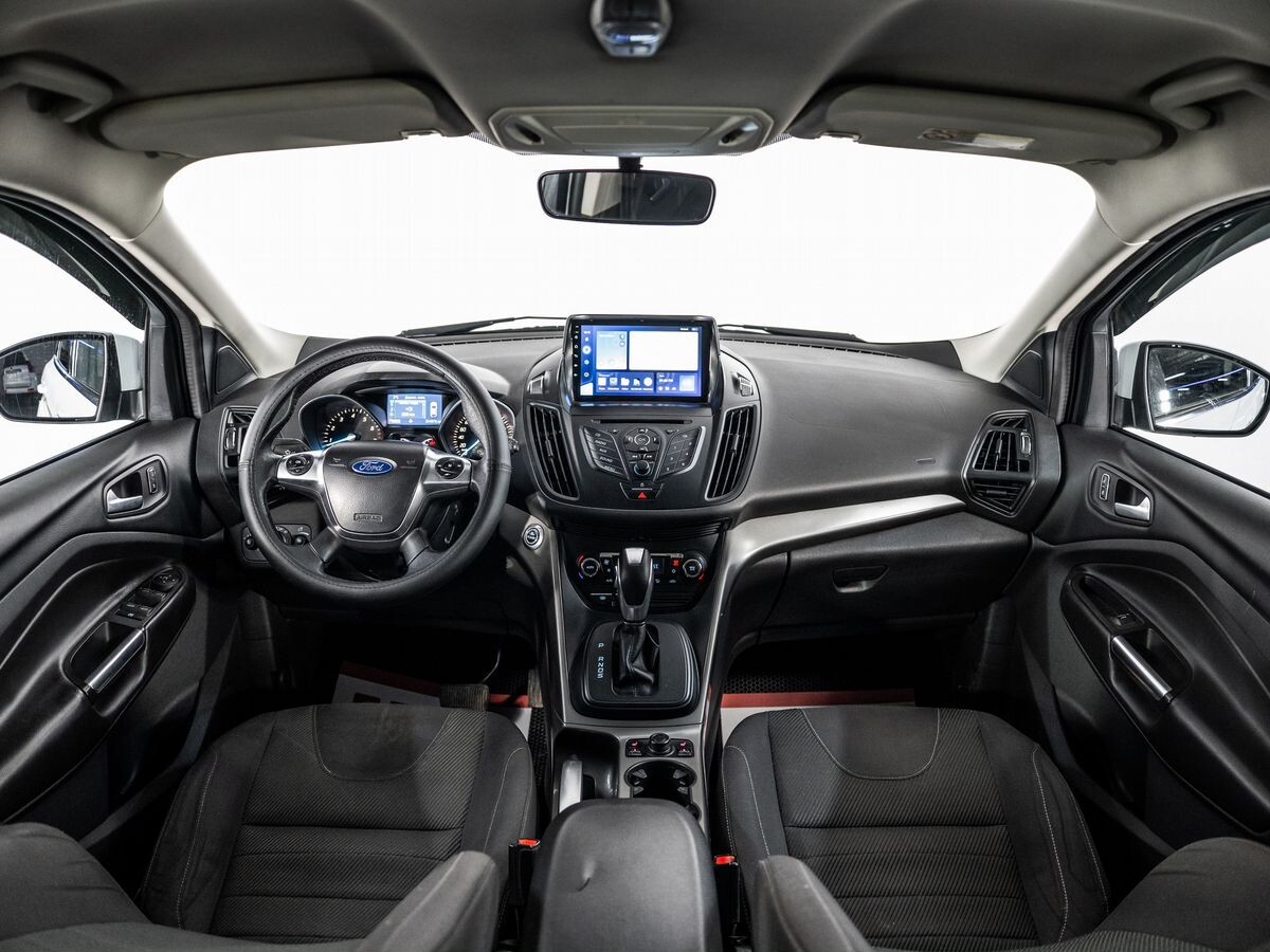 Ford Kuga 2013 - фото автомобиля