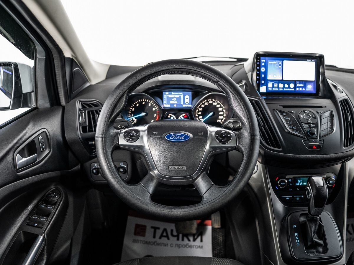 Ford Kuga 2013 - фото автомобиля