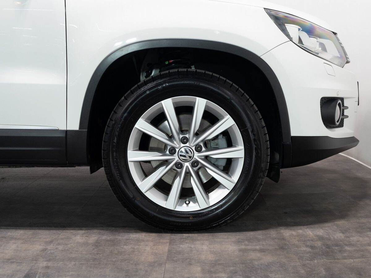 Volkswagen Tiguan 2013 - фото автомобиля