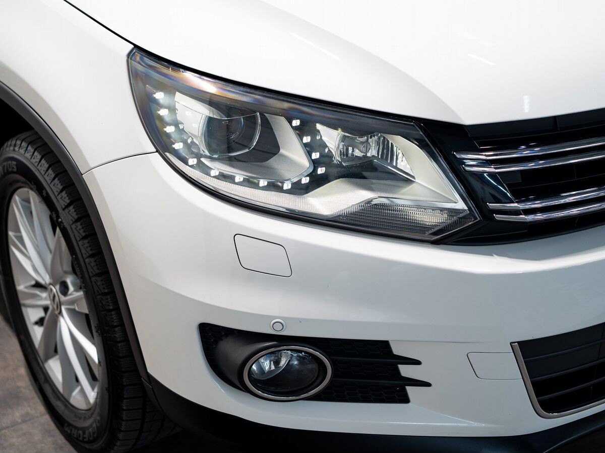 Volkswagen Tiguan 2013 - фото автомобиля