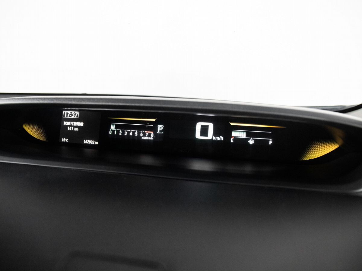 Honda Stepwgn 2015 - фото автомобиля