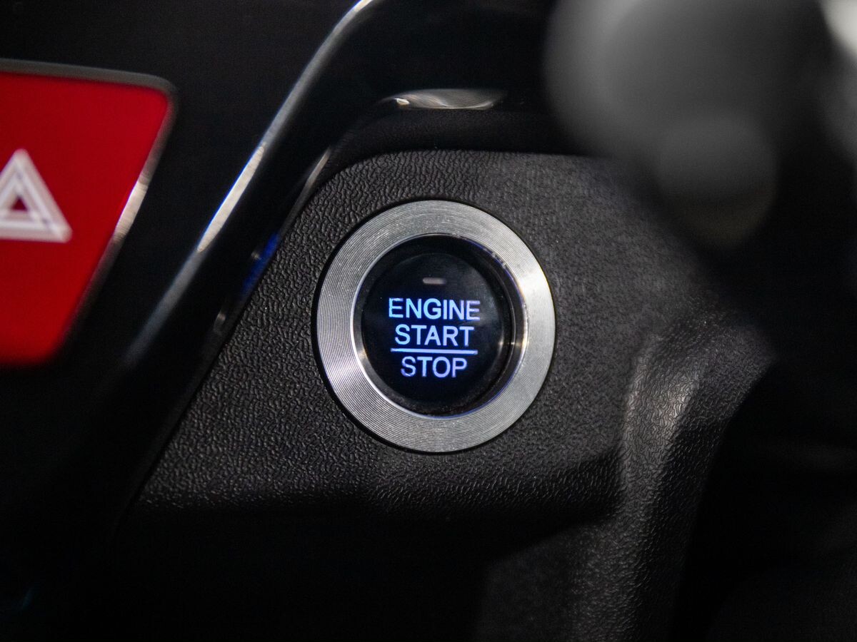 Honda Stepwgn 2015 - фото автомобиля