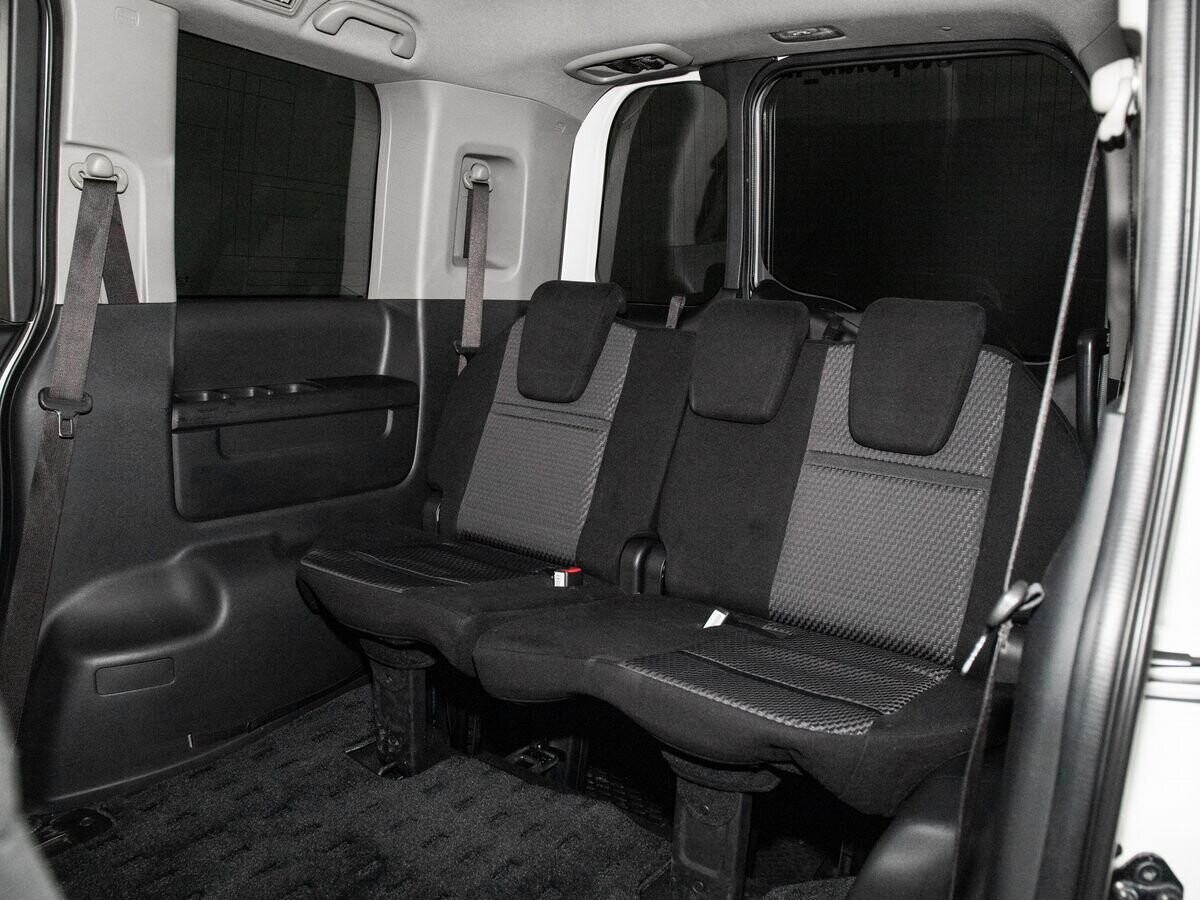 Honda Stepwgn 2015 - фото автомобиля