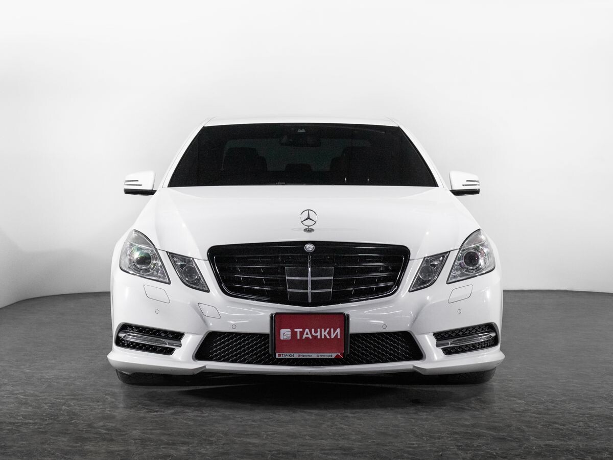 Mercedes-Benz E-Class 2013 - фото автомобиля