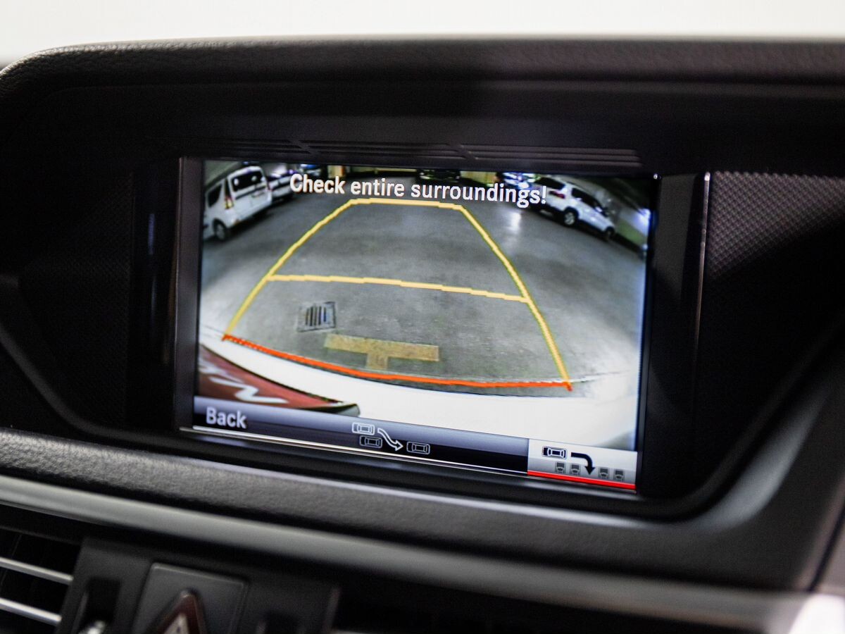 Mercedes-Benz E-Class 2013 - фото автомобиля