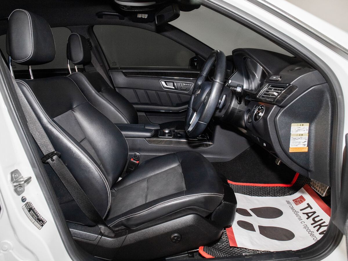 Mercedes-Benz E-Class 2013 - фото автомобиля