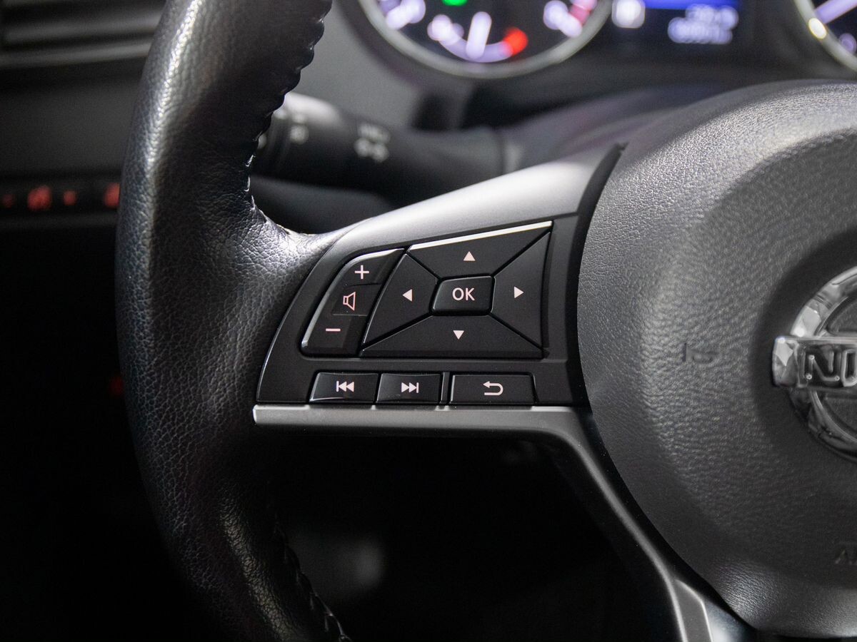 Nissan X-Trail 2021 - фото автомобиля