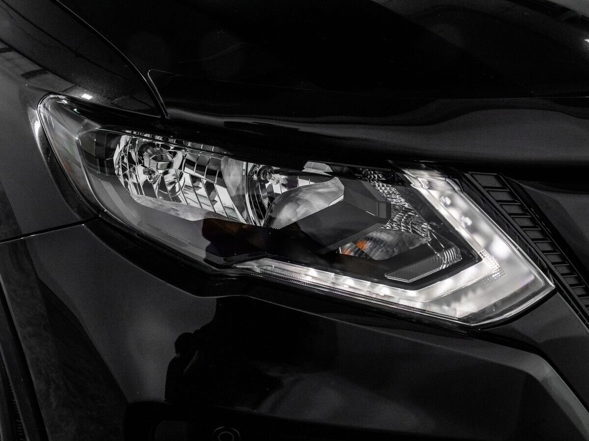 Nissan X-Trail 2021 - фото автомобиля