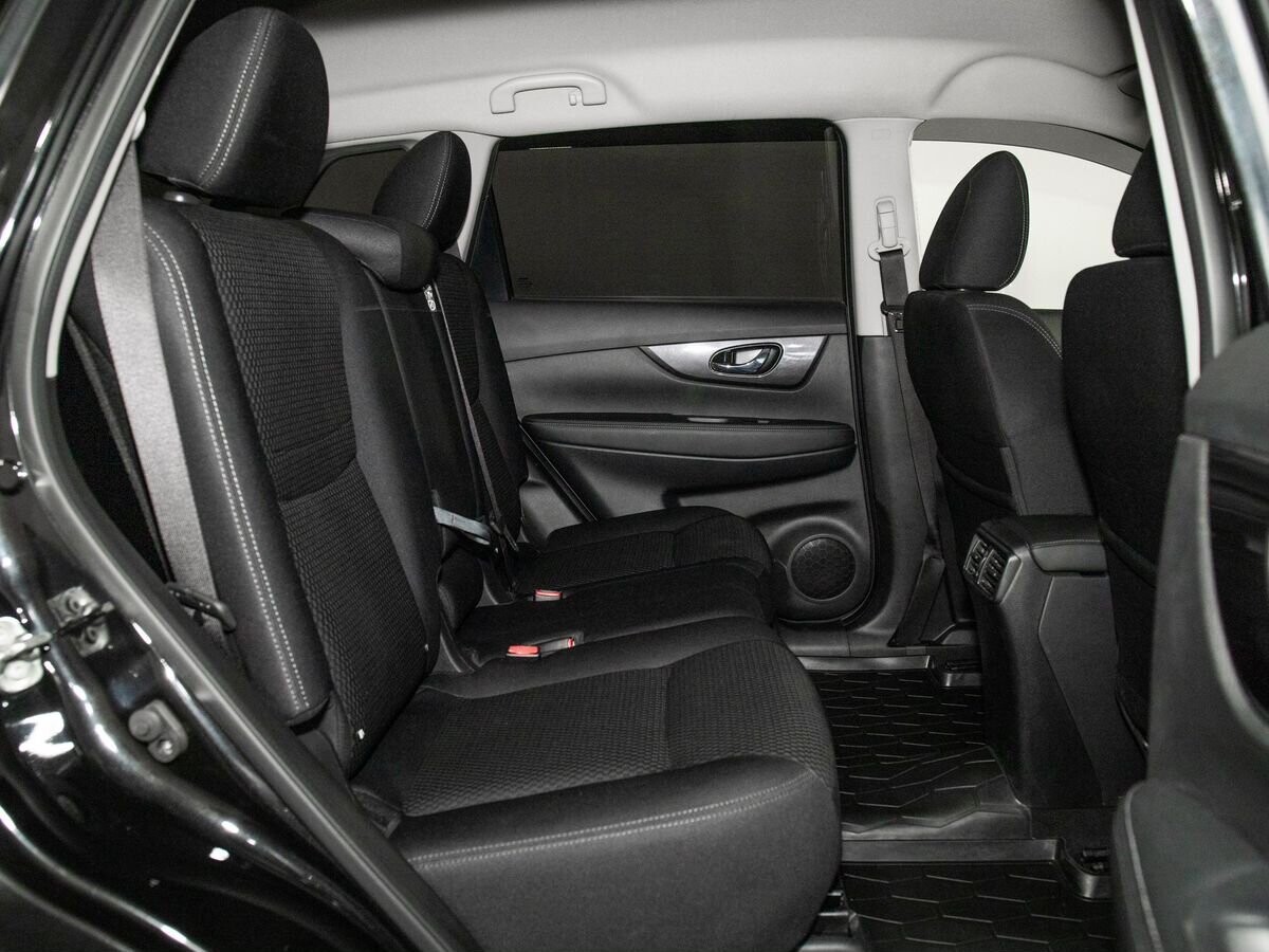 Nissan X-Trail 2021 - фото автомобиля