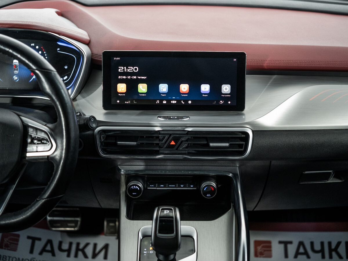 Geely Coolray 2020 - фото автомобиля