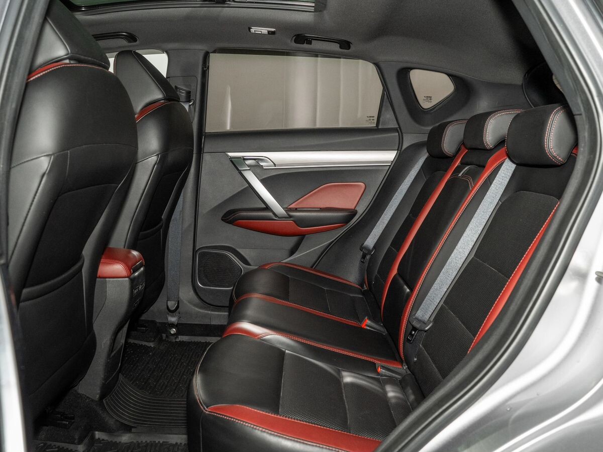 Geely Coolray 2020 - фото автомобиля