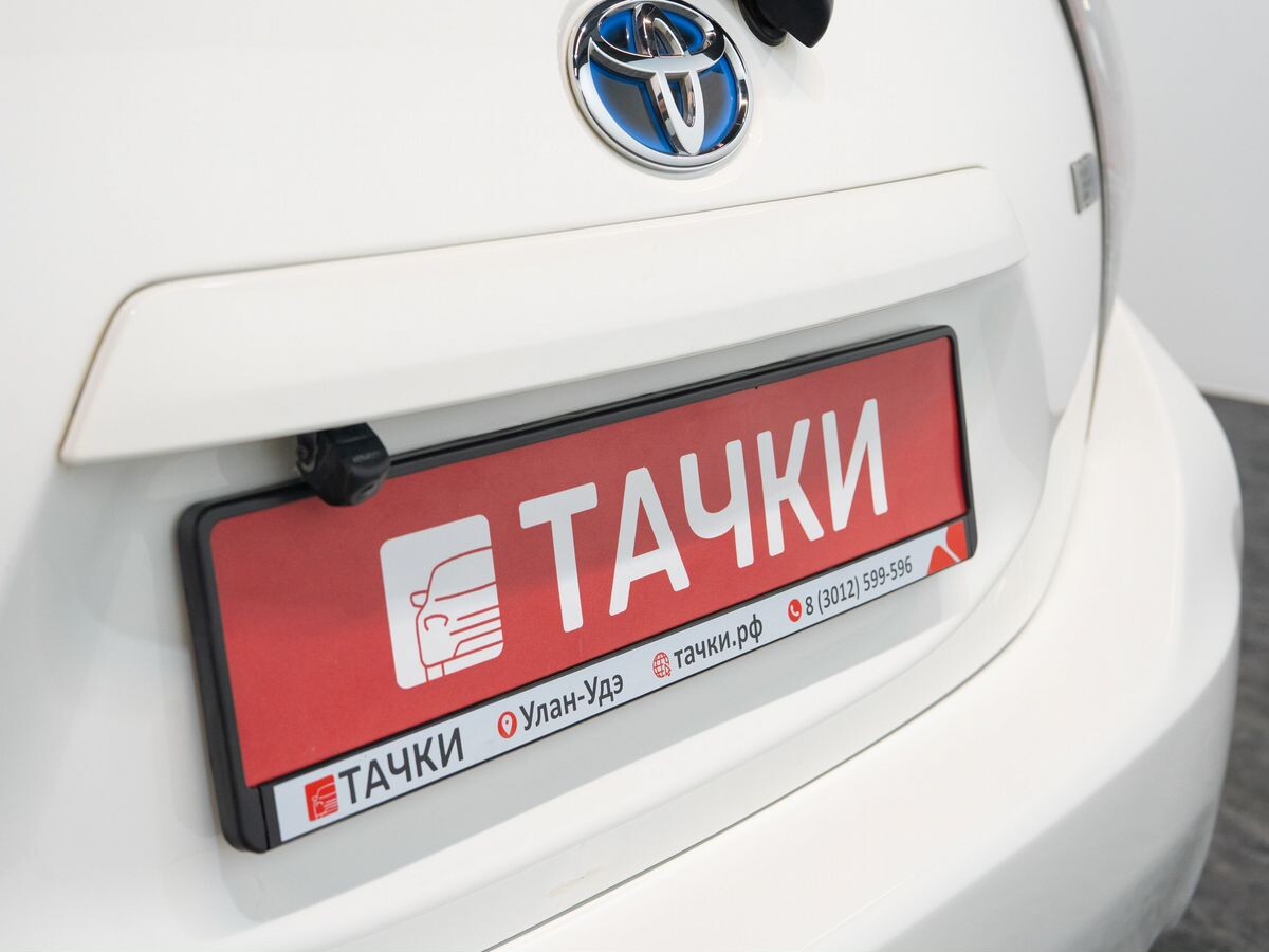 Toyota Aqua 2013 - фото автомобиля