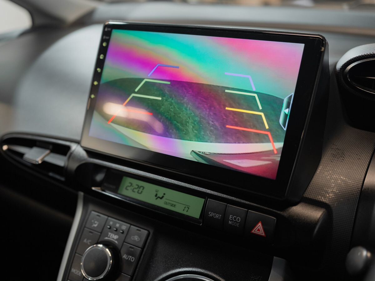 Toyota Wish 2009 - фото автомобиля