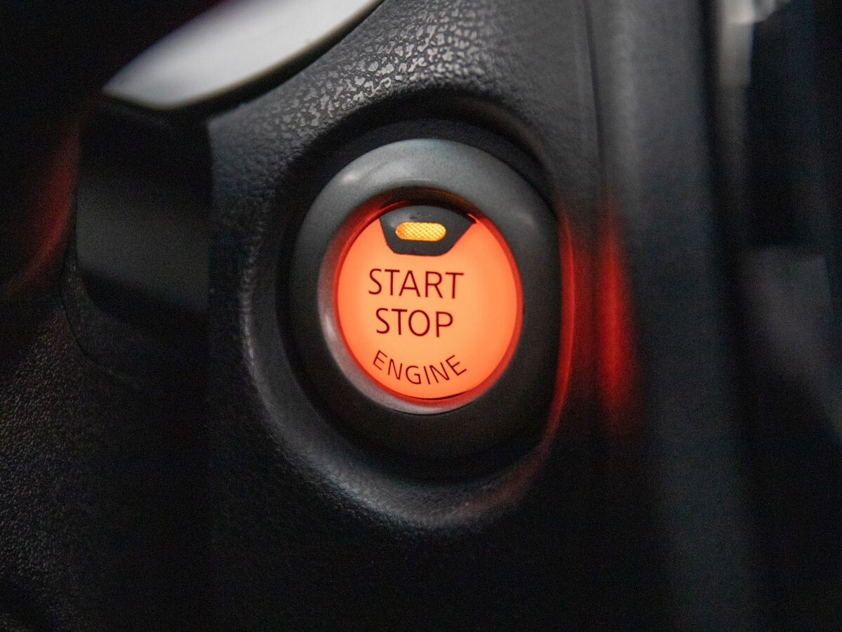 Nissan Juke 2014 - фото автомобиля