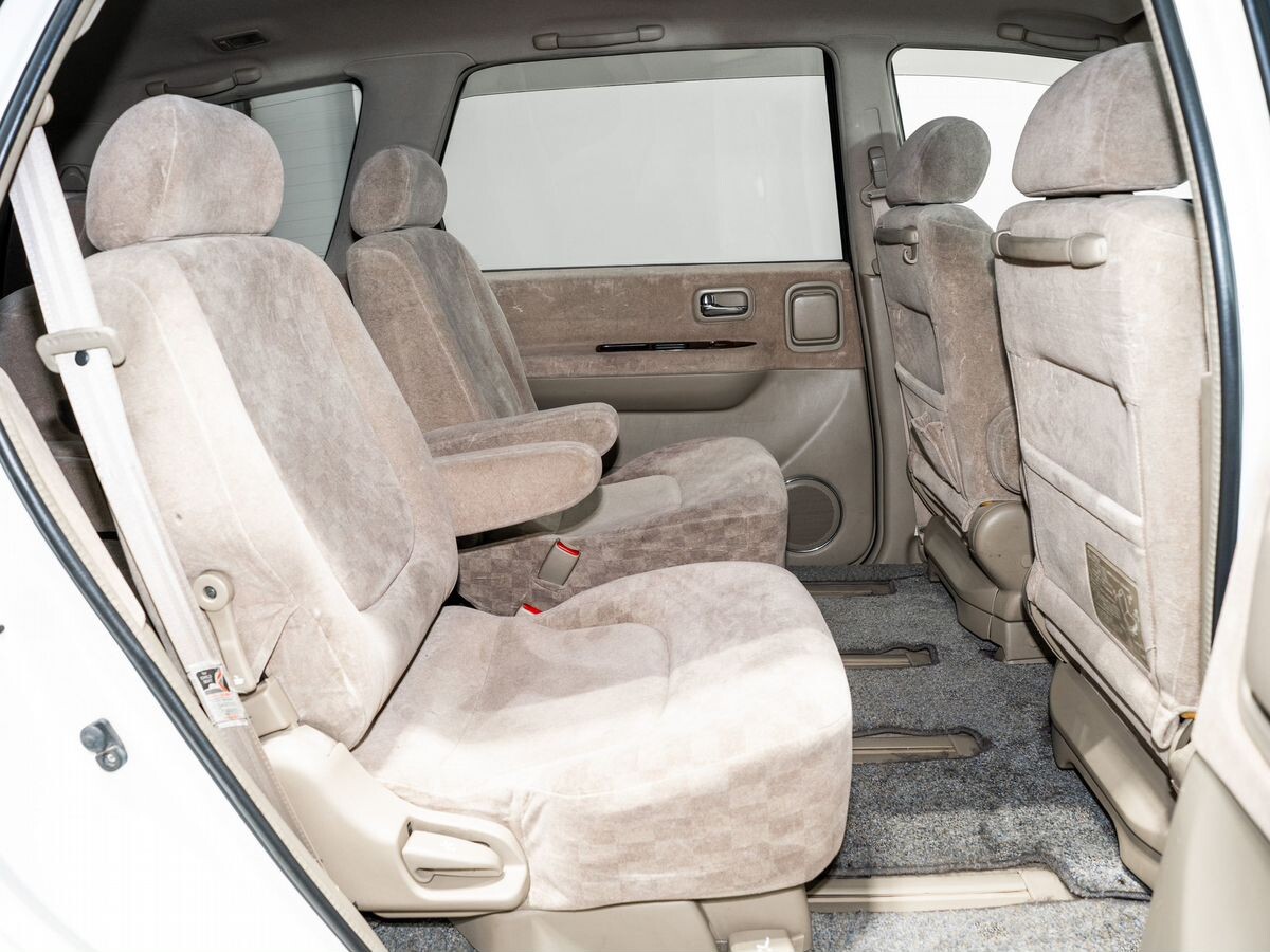 Nissan Presage 1998 - фото автомобиля