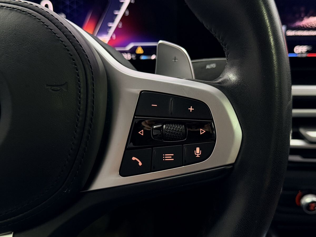 BMW 3-Series 2022 - фото автомобиля