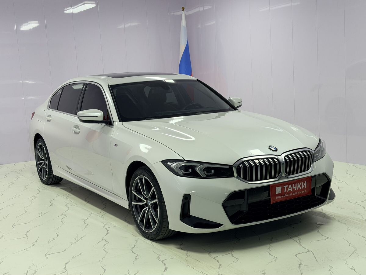 BMW 3-Series 2022 - фото автомобиля