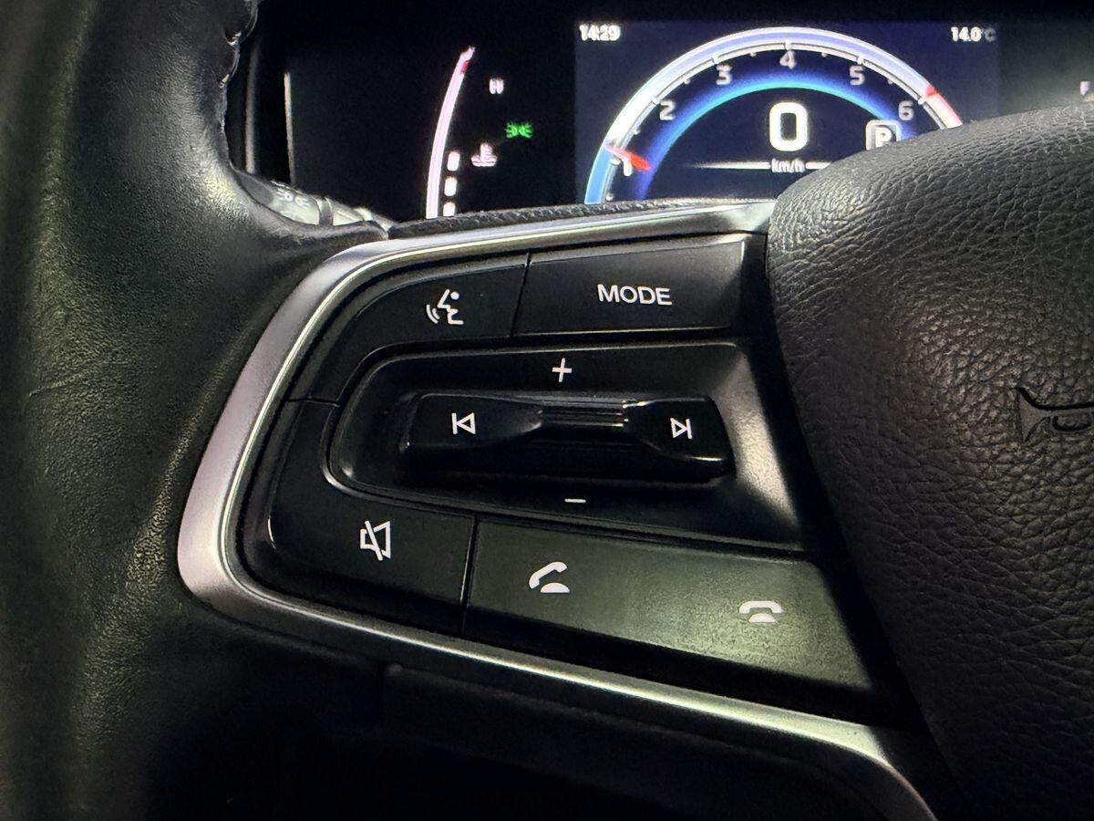 GAC Trumpchi M6 Pro 2022 - фото автомобиля