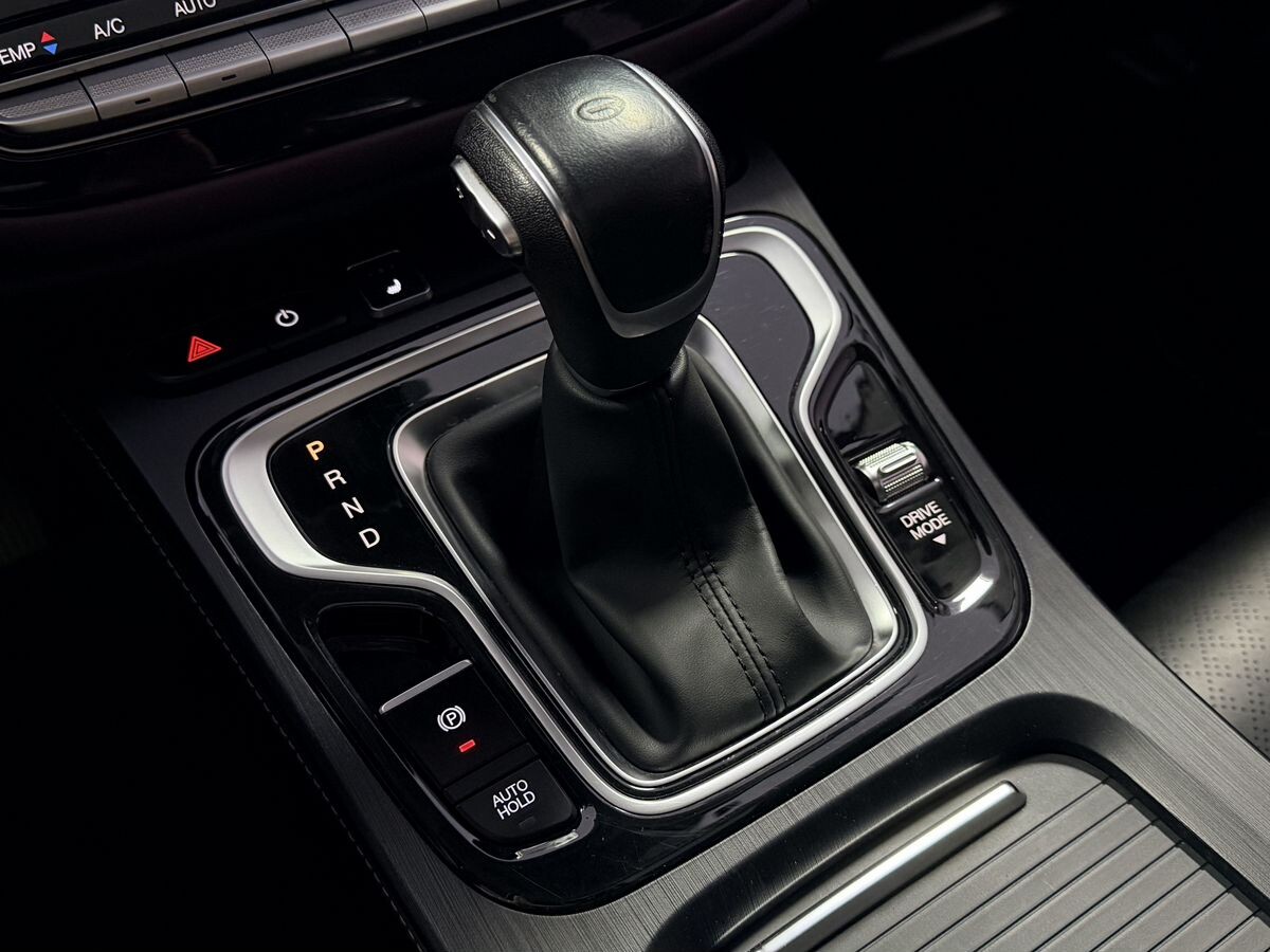 GAC Trumpchi M6 Pro 2022 - фото автомобиля