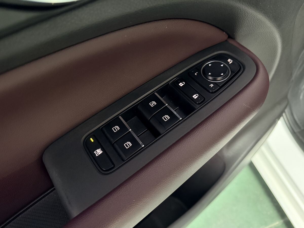 GAC Trumpchi M6 Pro 2022 - фото автомобиля