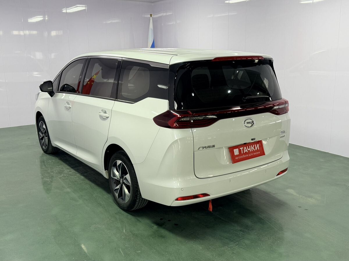 GAC Trumpchi M6 Pro 2022 - фото автомобиля