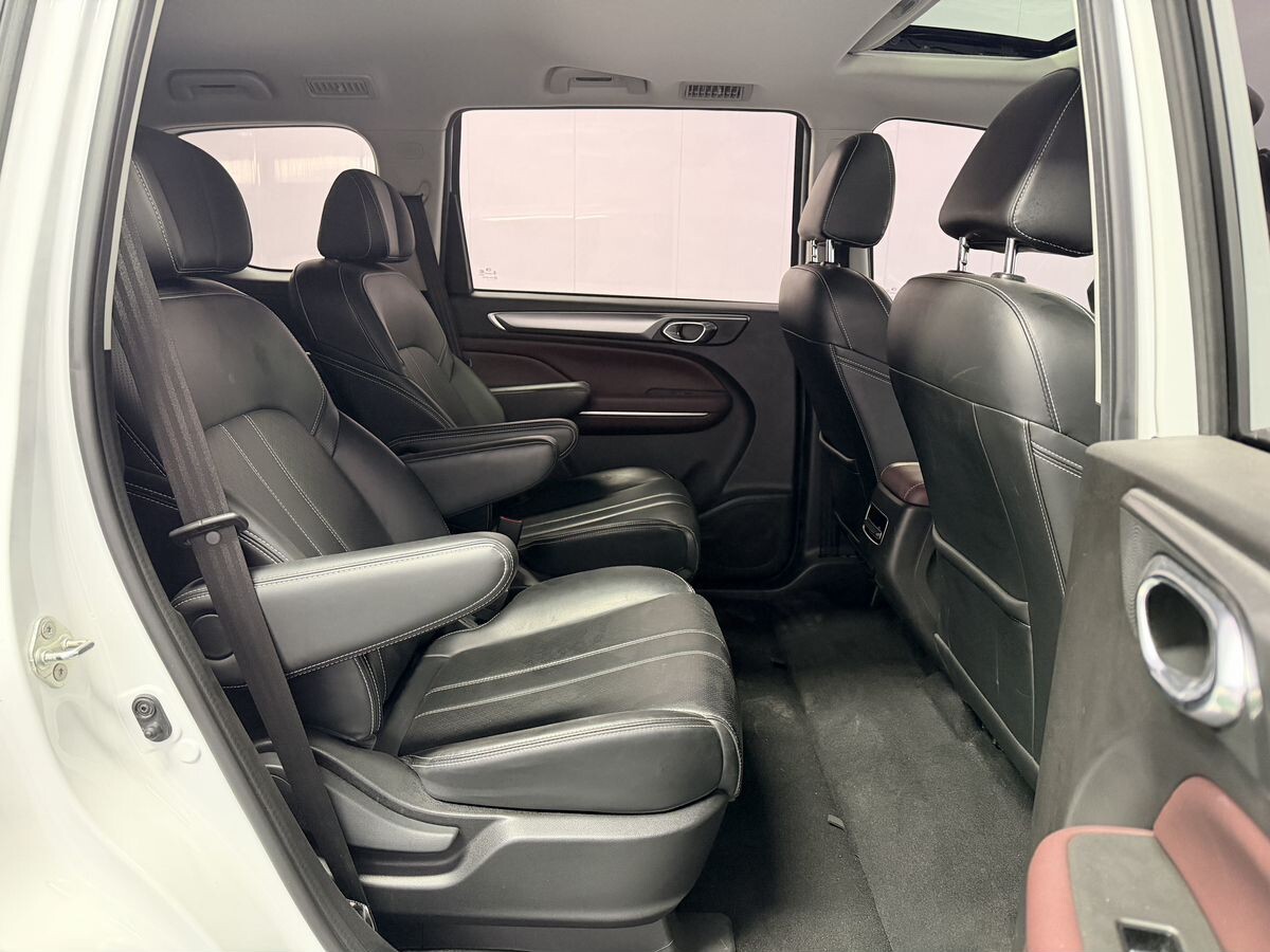 GAC Trumpchi M6 Pro 2022 - фото автомобиля