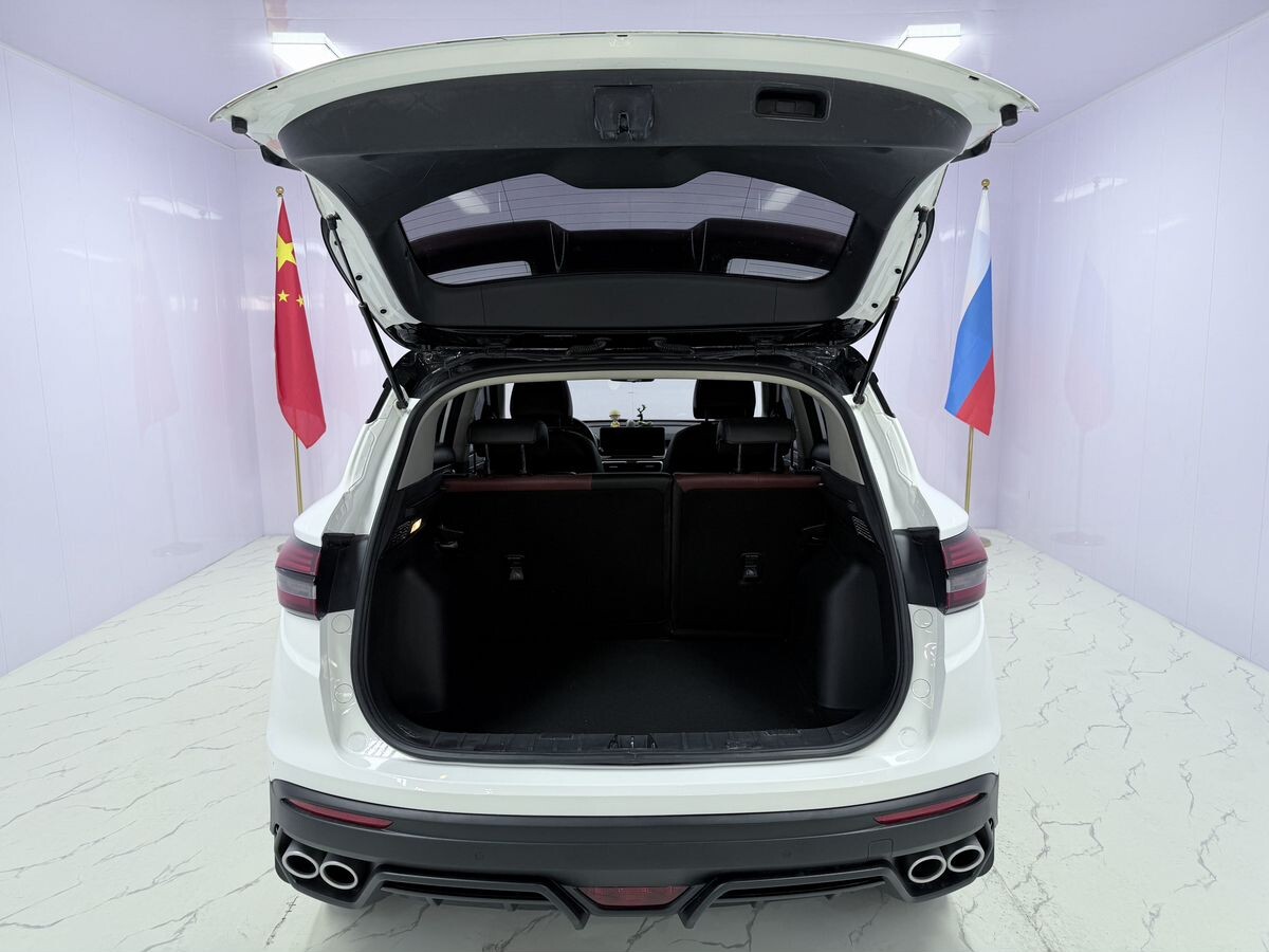 Geely Coolray 2021 - фото автомобиля