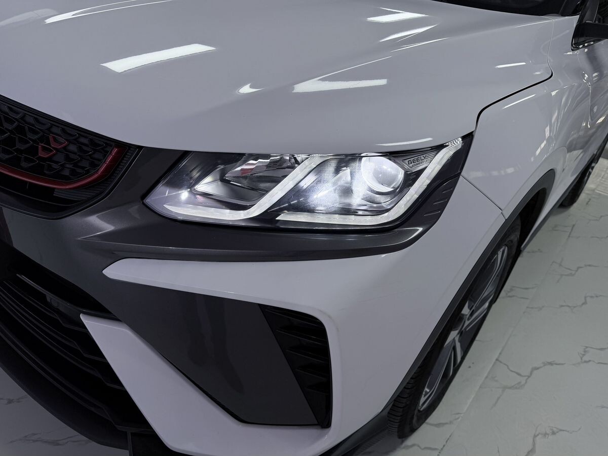 Geely Coolray 2021 - фото автомобиля