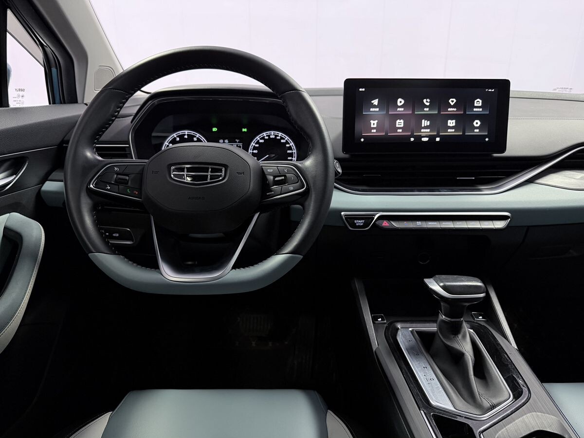 Geely Emgrand S 2022 - фото автомобиля