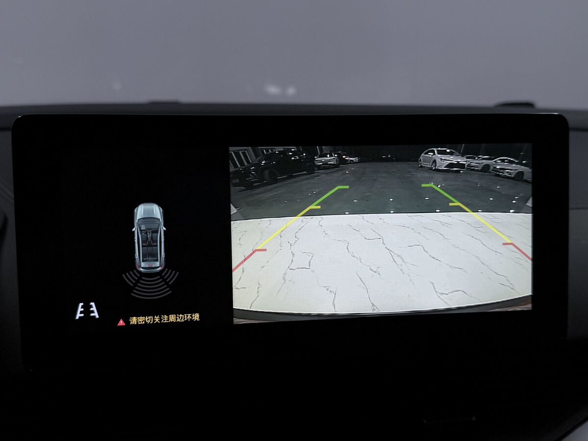 Geely Emgrand S 2022 - фото автомобиля