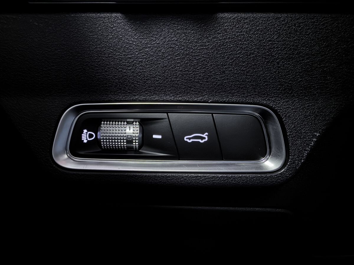 Geely Emgrand S 2022 - фото автомобиля