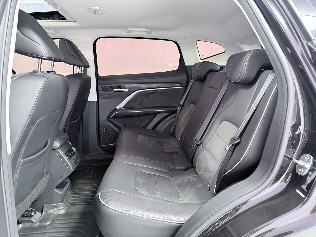 Haval M6 2023 - фото автомобиля