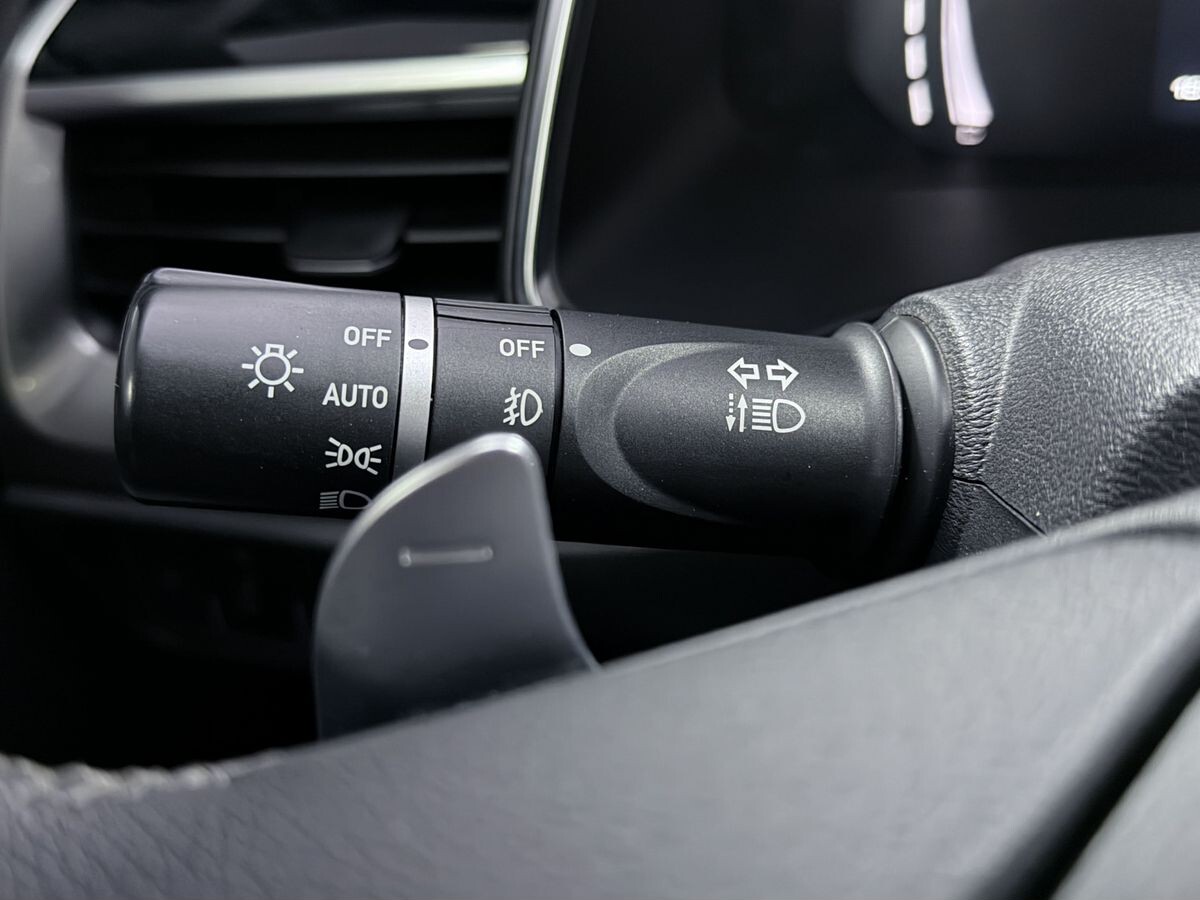 Haval M6 2022 - фото автомобиля