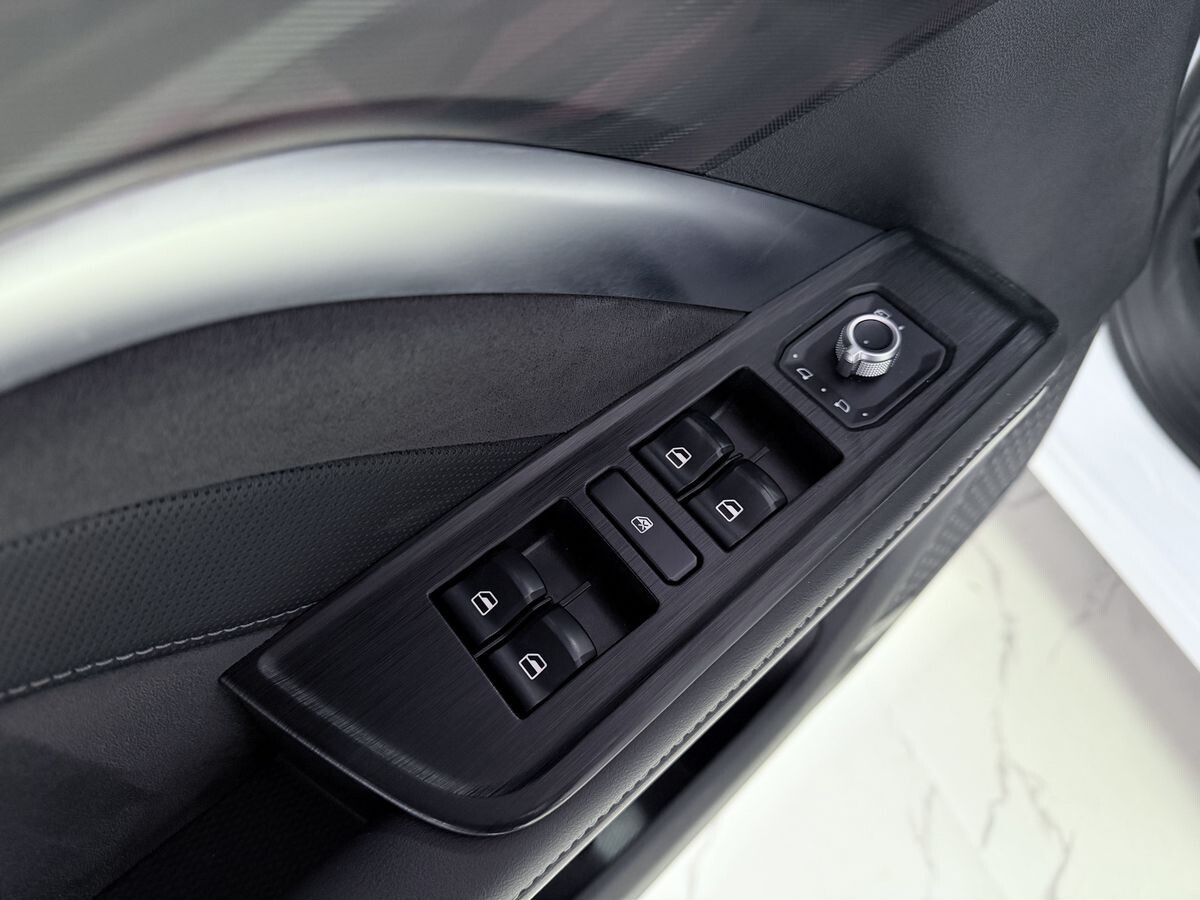 Haval M6 2022 - фото автомобиля