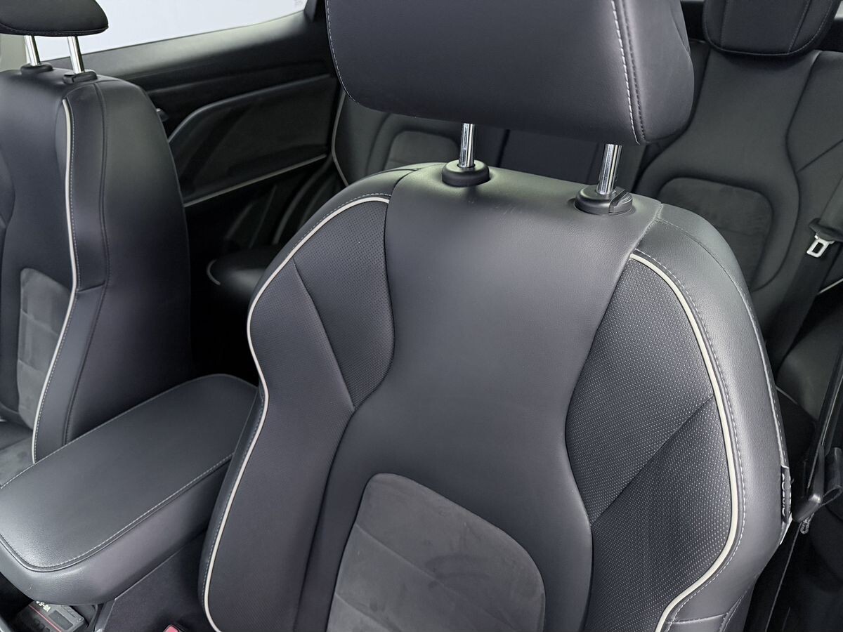 Haval M6 2022 - фото автомобиля