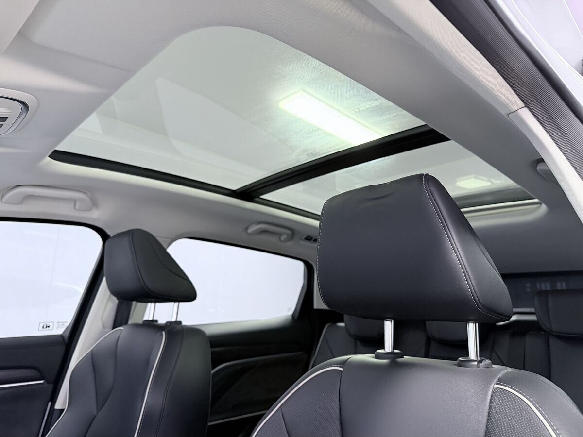 Haval M6 2022 - фото автомобиля