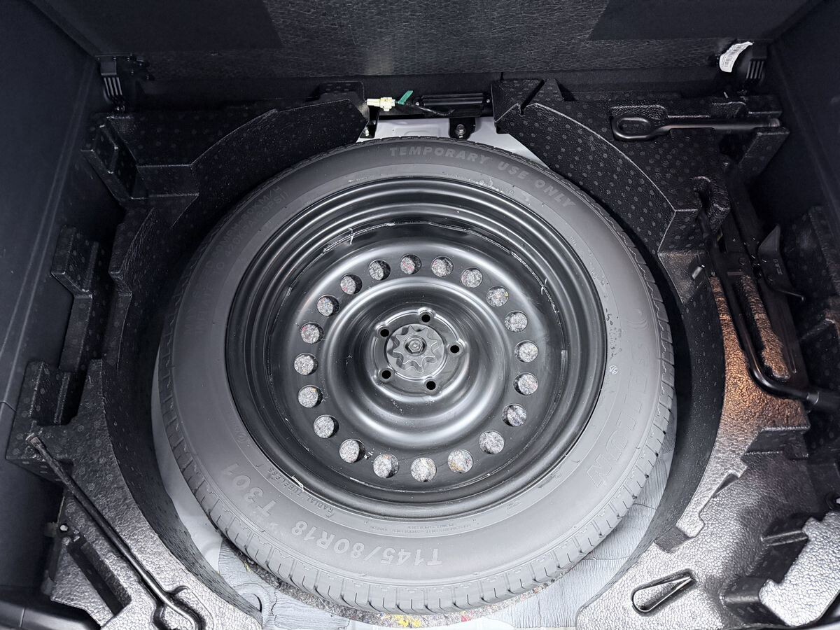 Haval M6 2022 - фото автомобиля