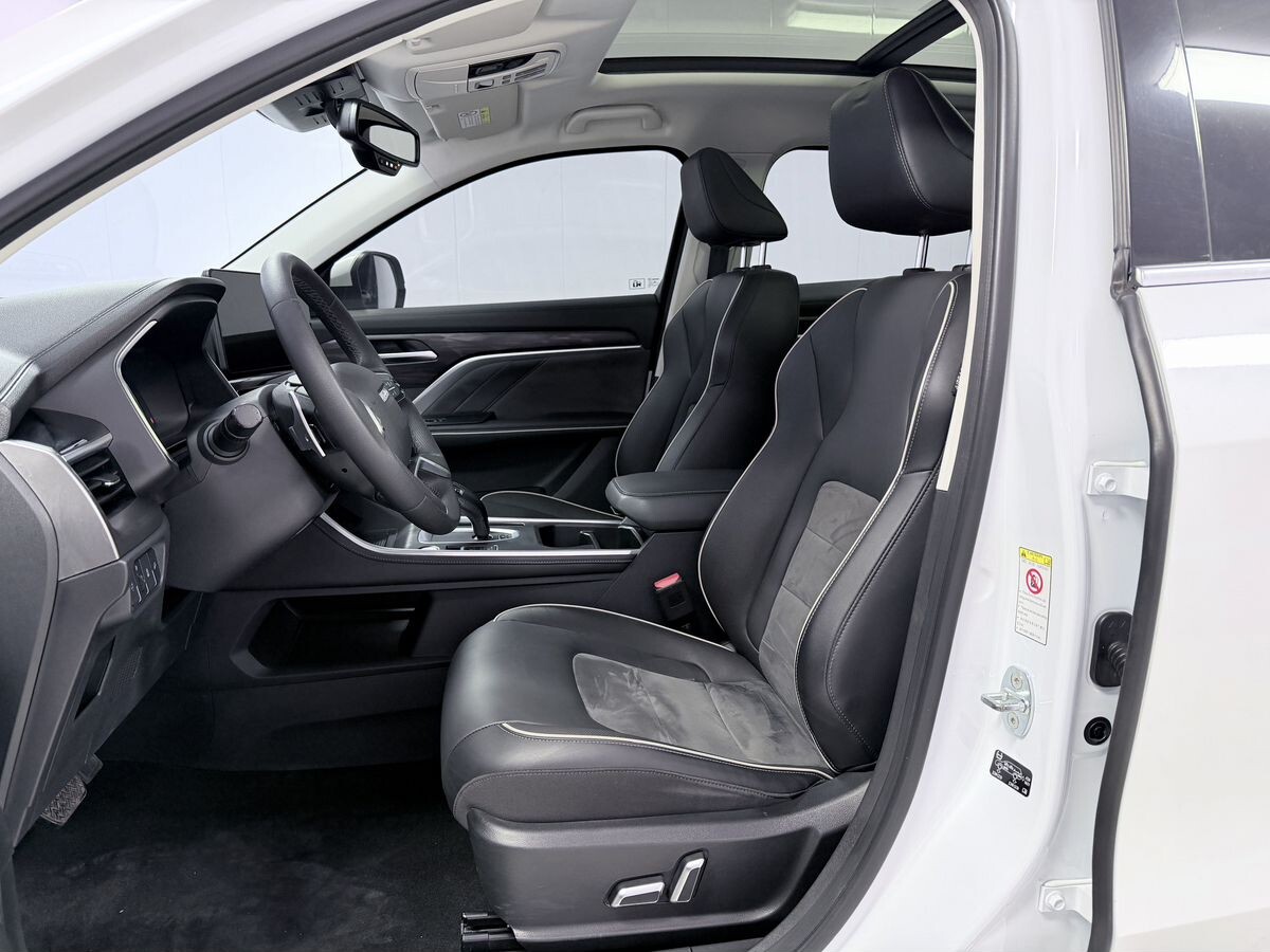 Haval M6 2022 - фото автомобиля