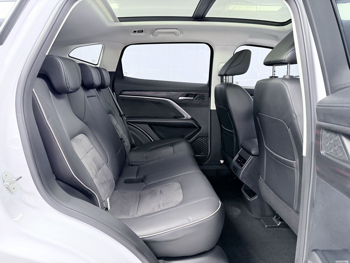 Haval M6 2022 - фото автомобиля