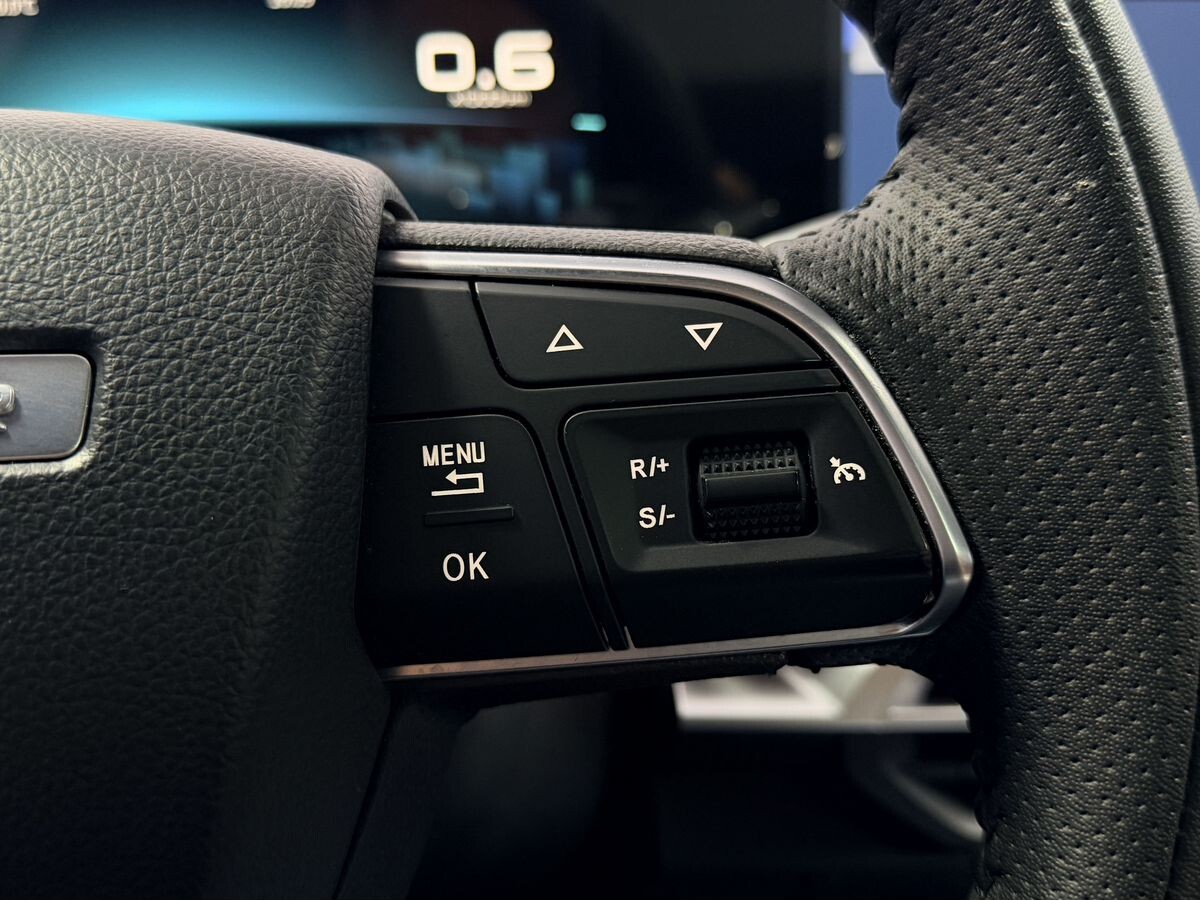 Jetour X70 Plus 2022 - фото автомобиля